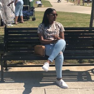 Meet your Posher, Zaria